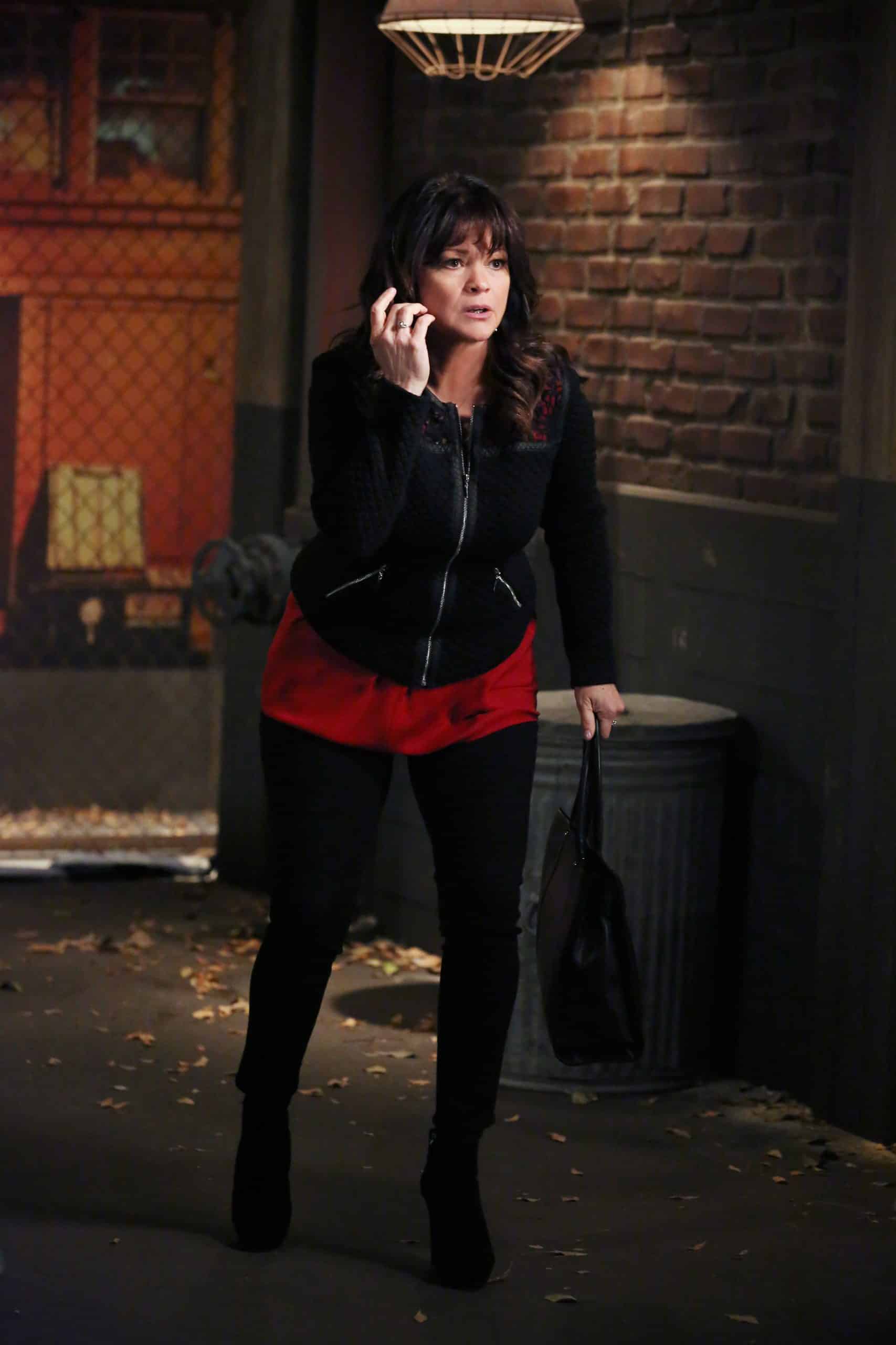 HOT IN CLEVELAND, Valerie Bertinelli in 'Tazed and Confused' 