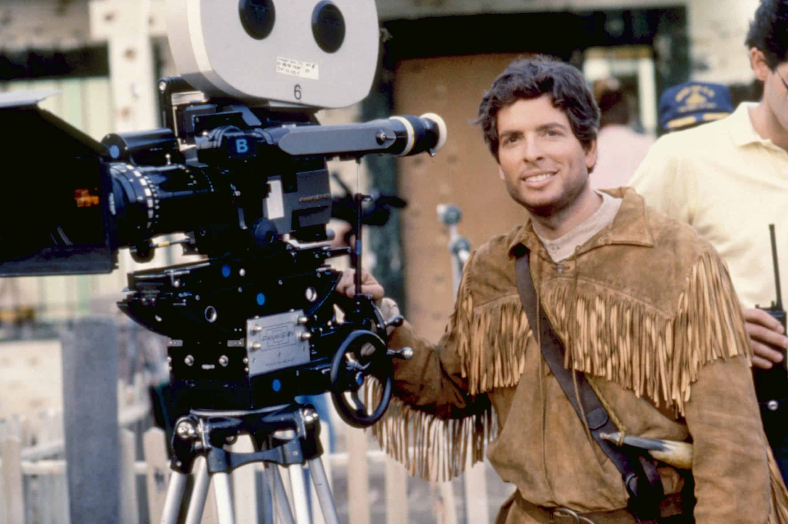 NAKED GUN 2 1/2: THE SMELL OF FEAR, director David Zucker, on set, 1991