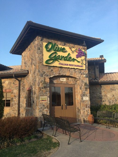 olive garden manager fired