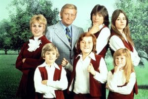 THE PARTRIDGE FAMILY, Shirley Jones, Brian Forster, Dave Madden, Danny Bonaduce, David Cassidy, Susan Dey, Suzanne Crough