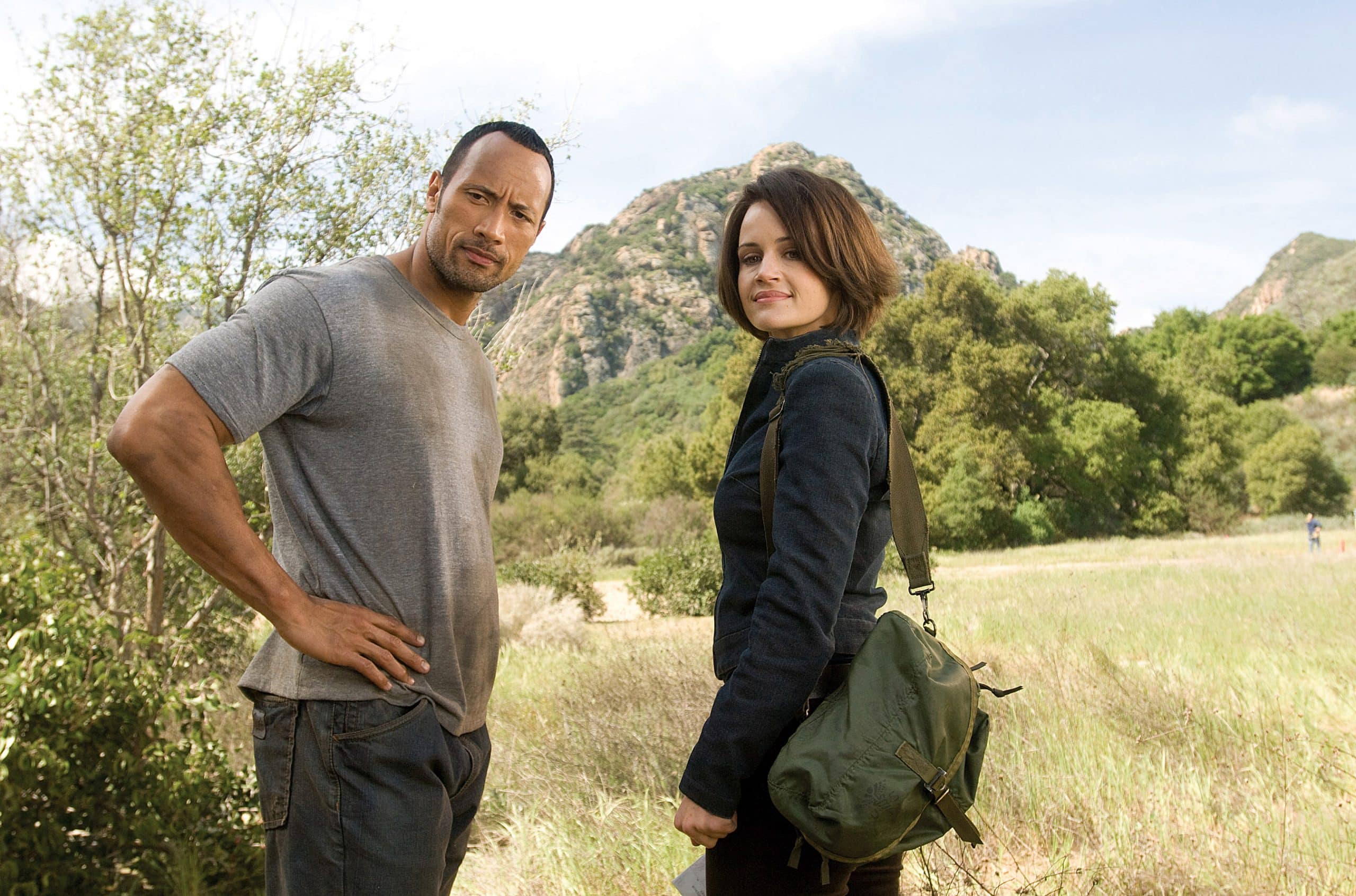 RACE TO WITCH MOUNTAIN, from left: Dwayne Johnson, Carla Gugino, 2009