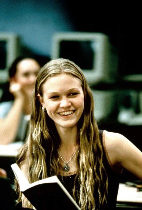 Julia Stiles