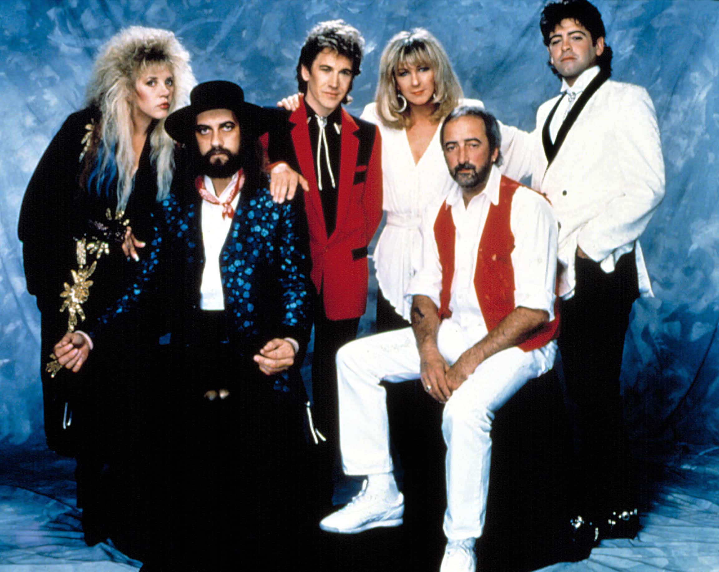 Fleetwood Mac, (Stevie Nicks, Mick Fleetwood, Rick Vito, Christine McVie, John McVie, Billy Burnette), circa early 1990s