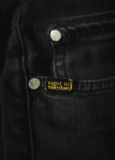 Surprise! As People Learn The Purpose Of The Metal Studs On Jeans ...