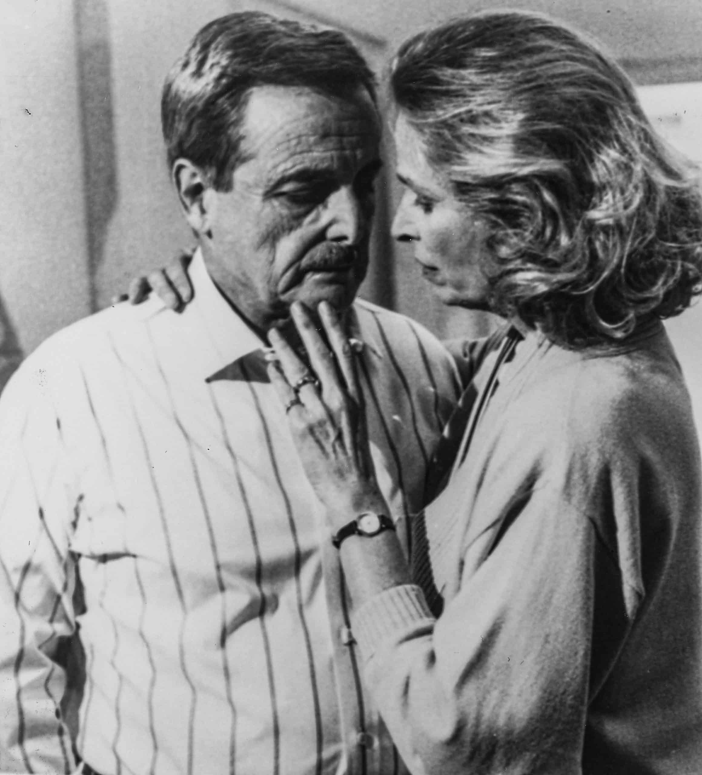 ST. ELSEWHERE, from left: William Daniels, Bonnie Bartlett, 'Slip Sliding Away' 