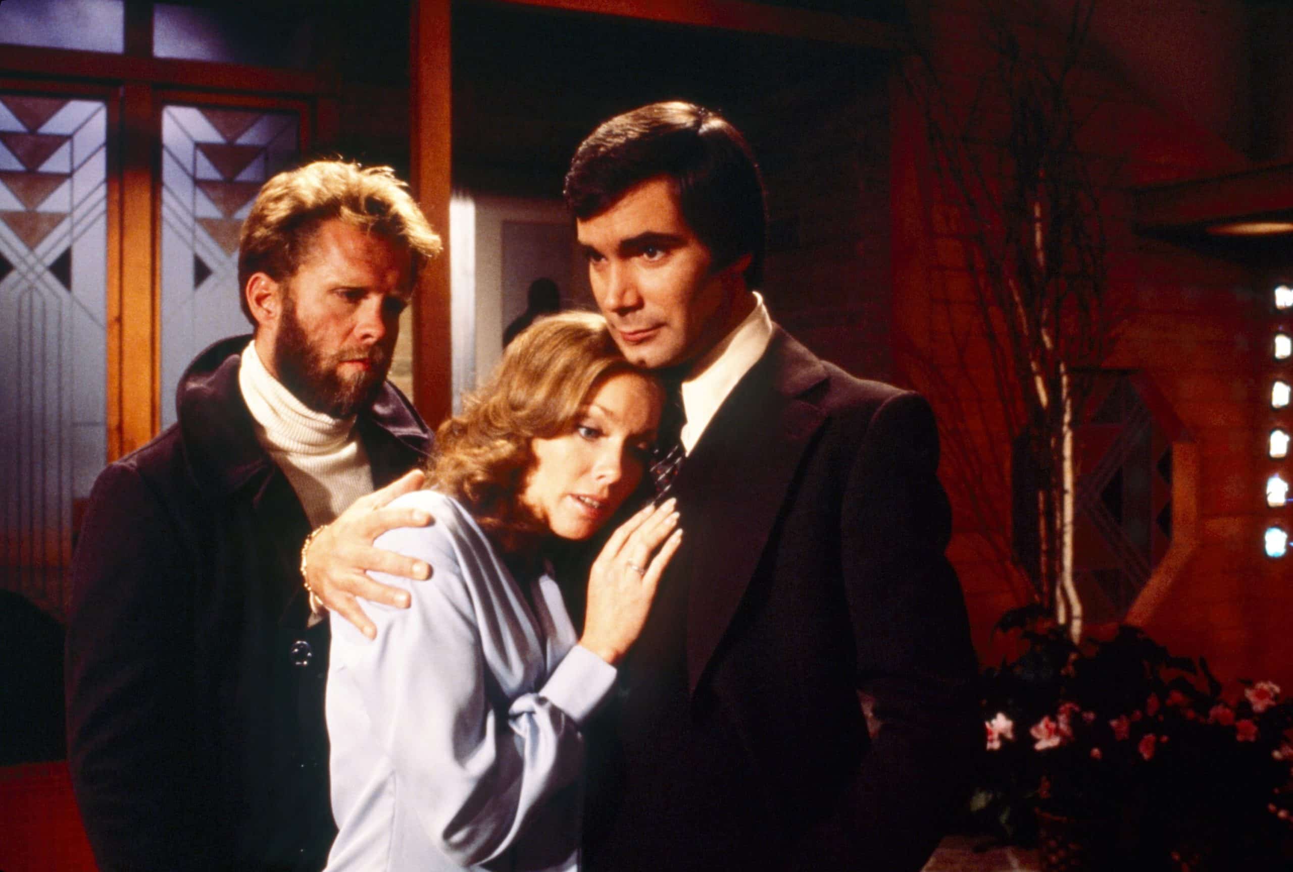 THE YOUNG AND THE RESTLESS, from left: Tom Ligon, Jaime Lyn Bauer, John McCook, 1970s, 1973-