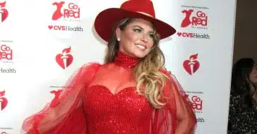 Shania Twain shares her way of thinking about her aging body
