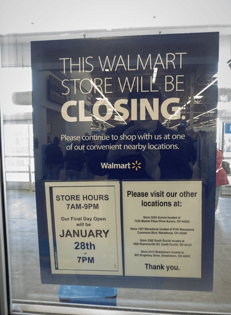 walmart closing