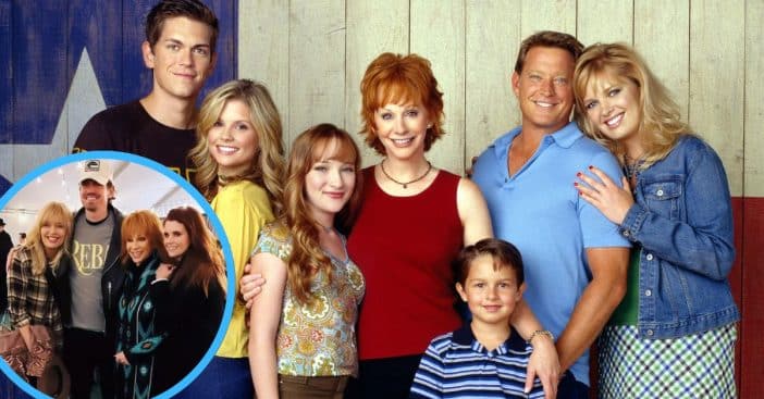 The cast of Reba reunites