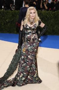 Madonna had a serious healthscare that brought her to the ICU