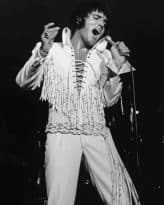 Elvis Presley's Backup Singers Once Walked Out On Him After Disturbing