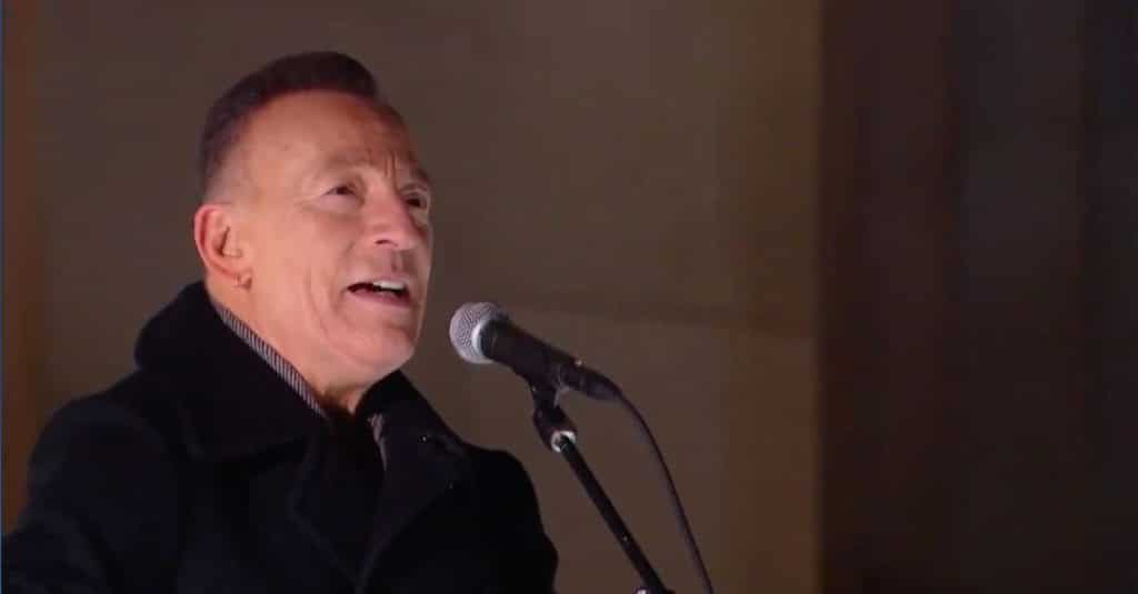 Bruce Springsteen Postpones Philadelphia Shows Because Of Illness