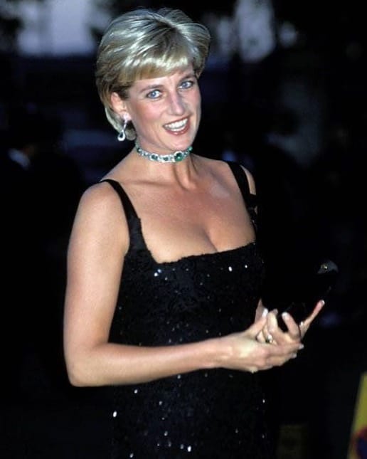 This Is The Alleged Outfit Princess Diana Was Buried In 25+ Years Ago ...