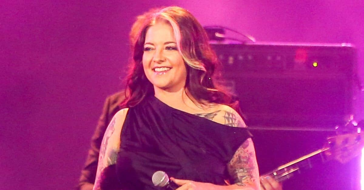 40-Year-Old Ashley McBryde Celebrates Over A Year Sober