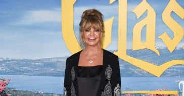 Goldie Hawn Claims Alien Touched Her Face