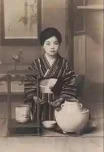 A young Fusa Tatsumi