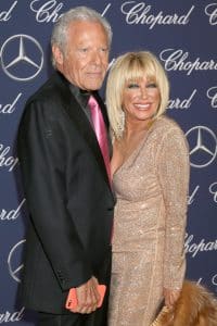 Alan Hamel set Suzanne Somers up with custom Timberland hiking boots for their routine walks