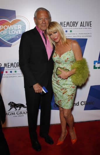 Suzanne Somers #39 Husband Shares Romantic Reason She Was Buried With
