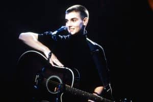 Annie Lennox honored Sinéad O'Connor as a musician and an activist