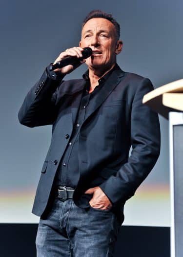 Bruce Springsteen Makes Stage Return Looking Unrecognizable After ...