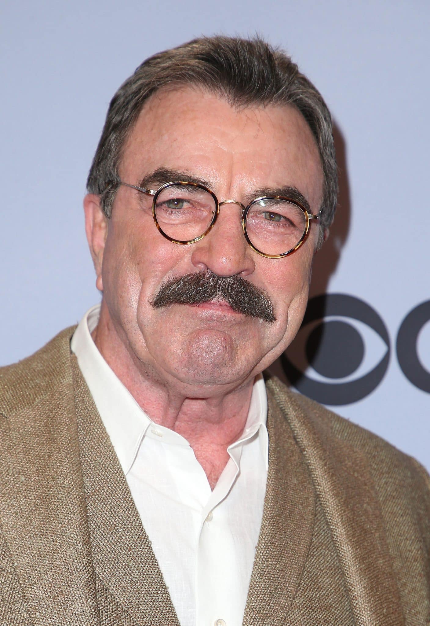 79-Year-Old Tom Selleck Is A Silver Fox In Rare Ranch Photoshoot