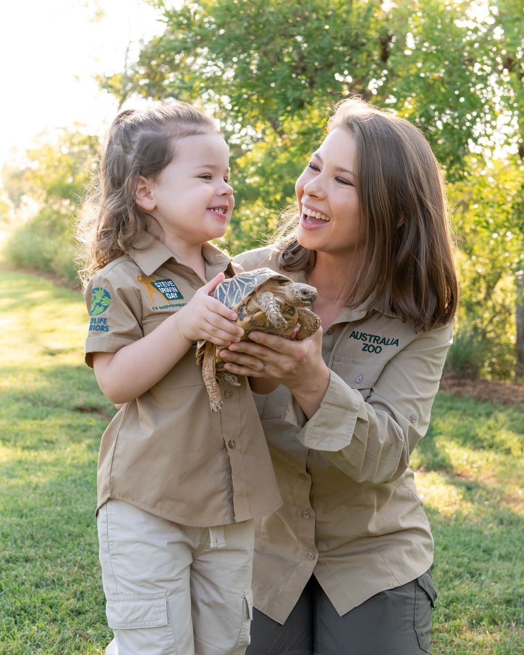 Bindi Irwin Says Daughter Grace Has Same "Fiery Energy" As Steve Irwin ...