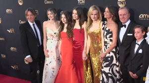 Nicole Kidman and Keith Urban's teen daughters made their red carpet debut alongside much of Kidman's family