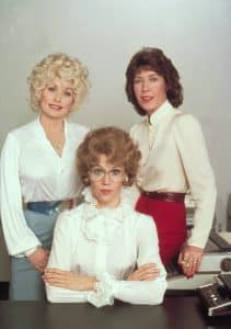 NINE TO FIVE, (aka 9 TO 5), from left: Dolly Parton, Jane Fonda, Lily Tomlin