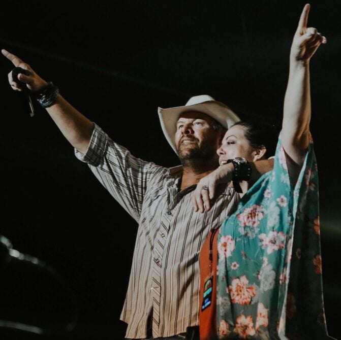 Toby Keith and his daughter