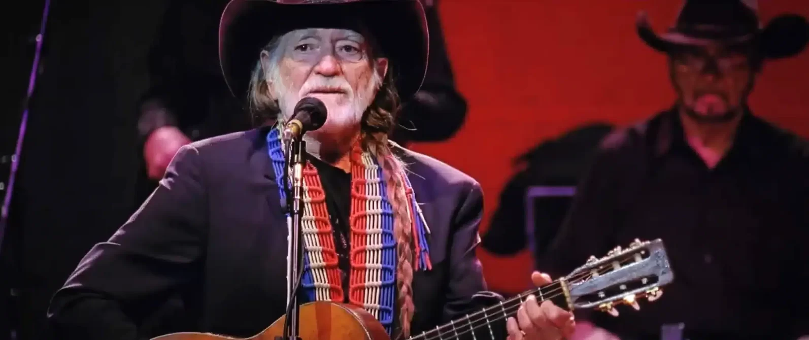  Willie Nelson performance at 91