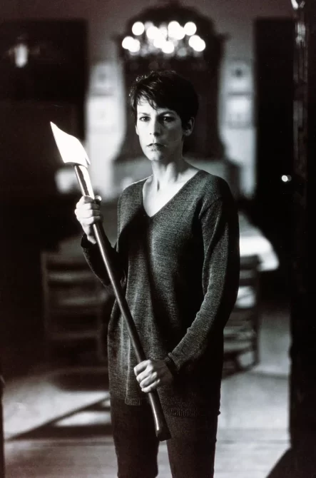  Jamie Lee Curtis retires from halloween