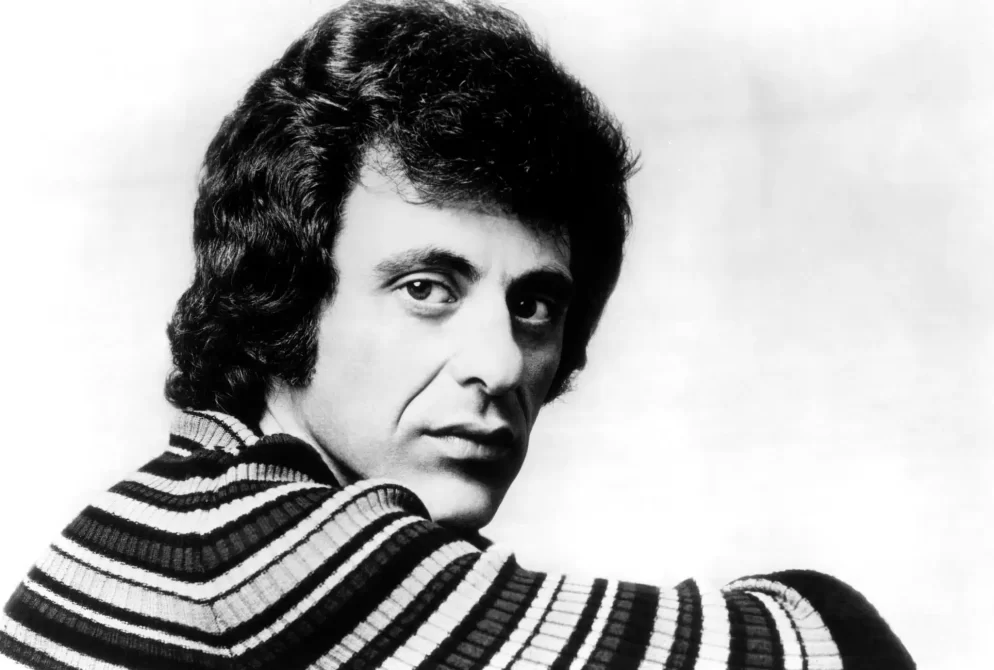 the crowd forces Frankie Valli to keep performing