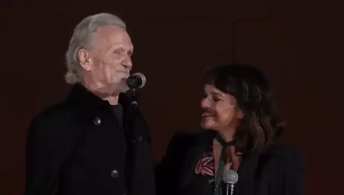 Kris kristofferson’s final performance