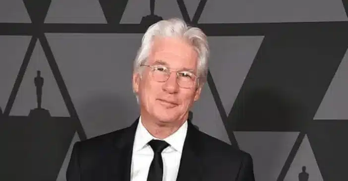 Richard Gere leaving the US