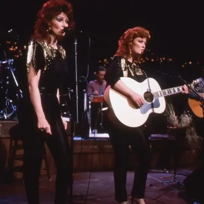 Wynonna Judd Pays Tribute To Naomi Judd