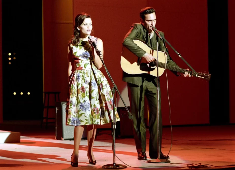 Reese Witherspoon walk the line