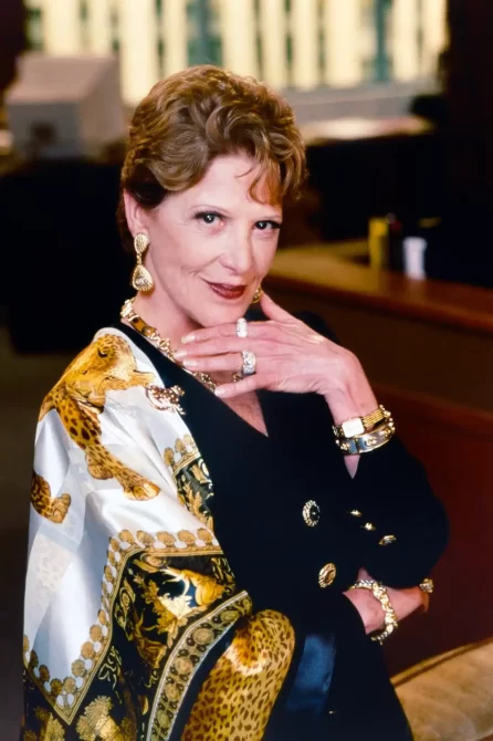 Linda Lavin