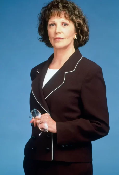 Linda Lavin