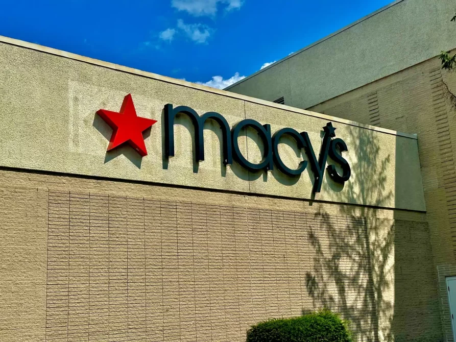 Macy stores closing