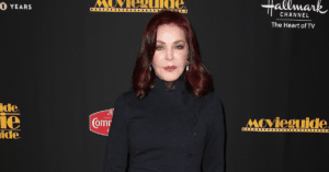 priscilla presley bikini photo
