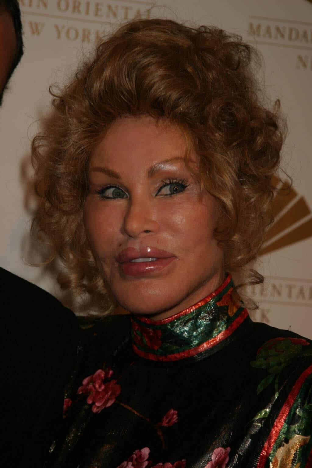 Socialite Jocelyn Wildenstein, "Catwoman," Dies At 84