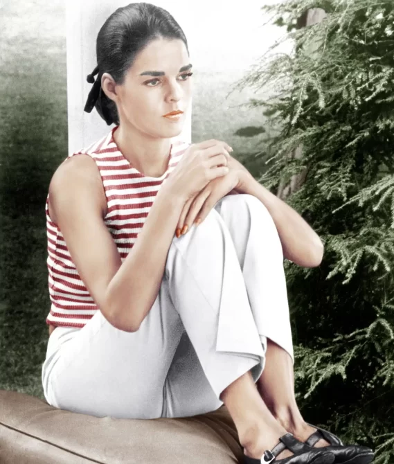 Ali macgraw now