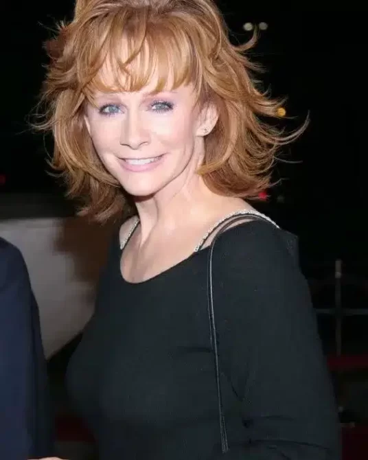 Reba mcentire’s makeup mistakes