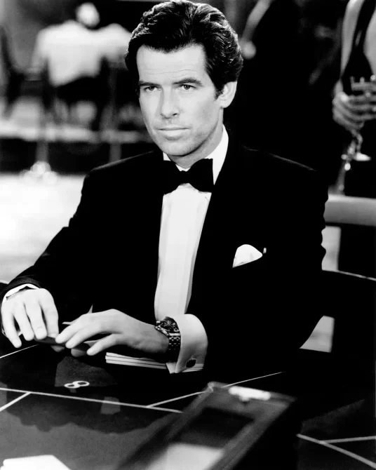 pierce brosnan James bond