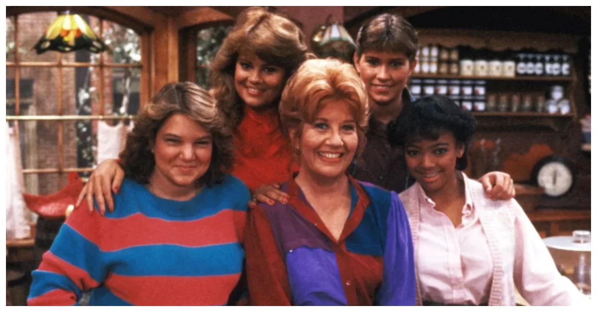 facts of life reboot drama