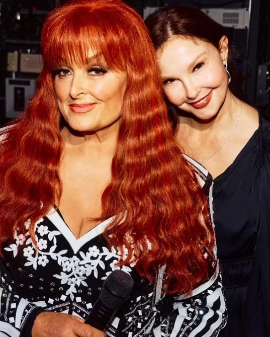 Ashley judd