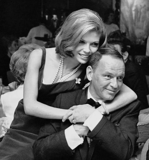 Nancy sinatra