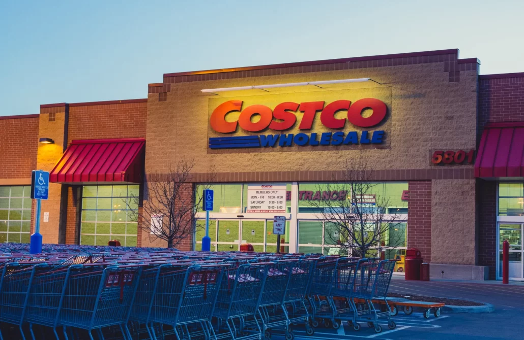 Costco retro Tupperware set