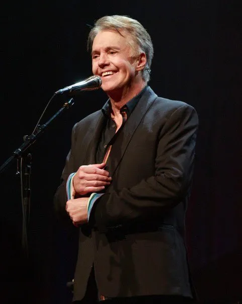 Shaun Cassidy singing