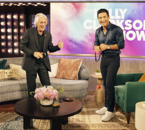 Tony Danza and Mario Lopez on The Kelly Clarkson Show.